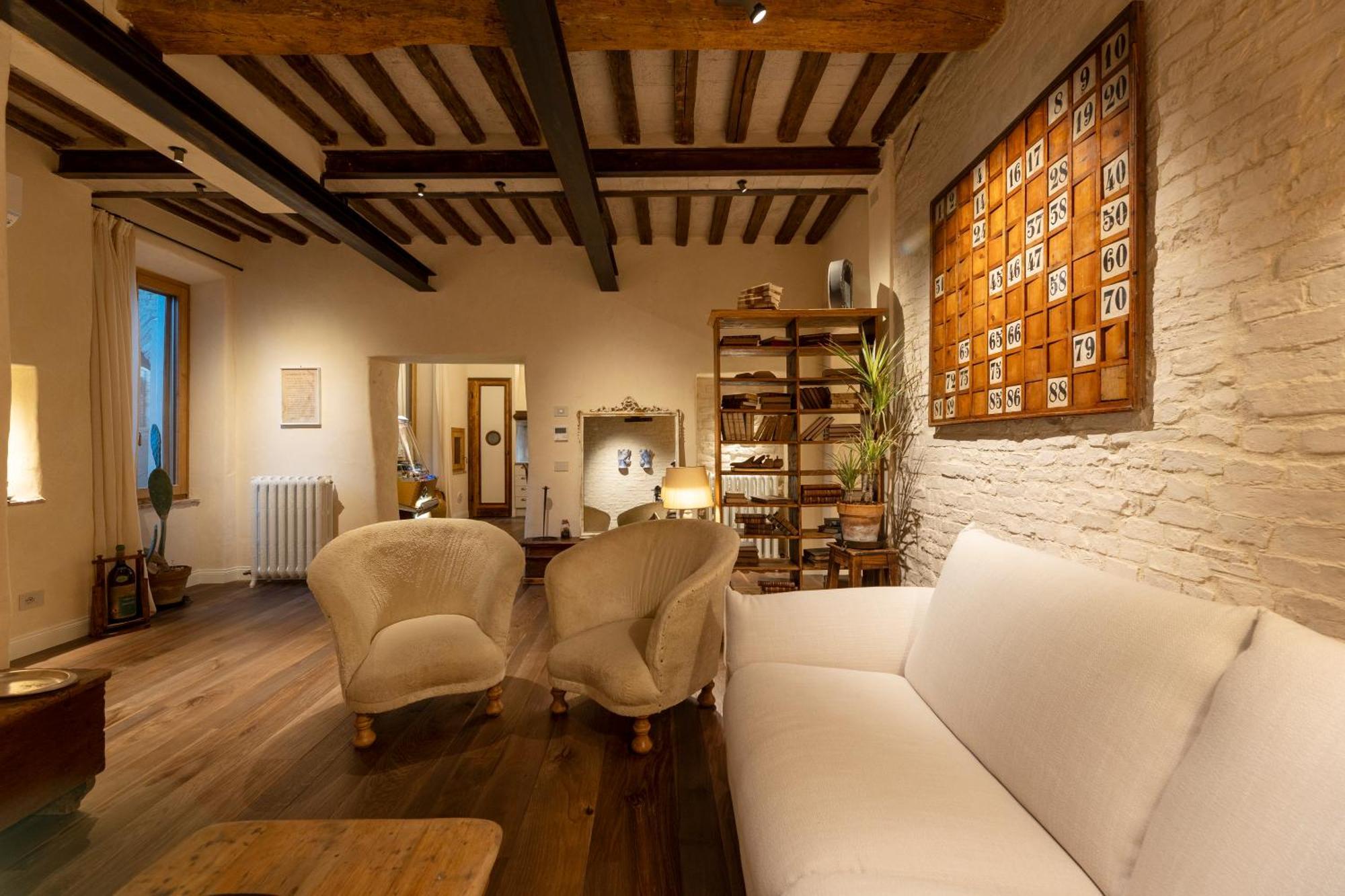 Al 24 Rosso Appartamento Siena